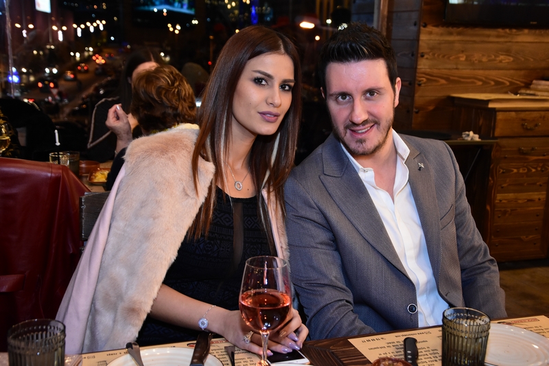 Opening of Rock N Rumps